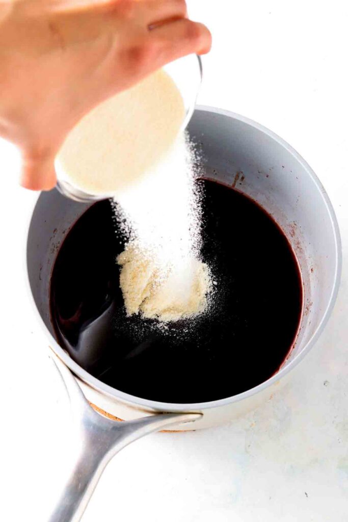 gelatin falling into a saucepan 