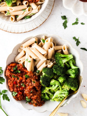 whole30 sloppy joe bowls in a bowl with broccoli and pasta