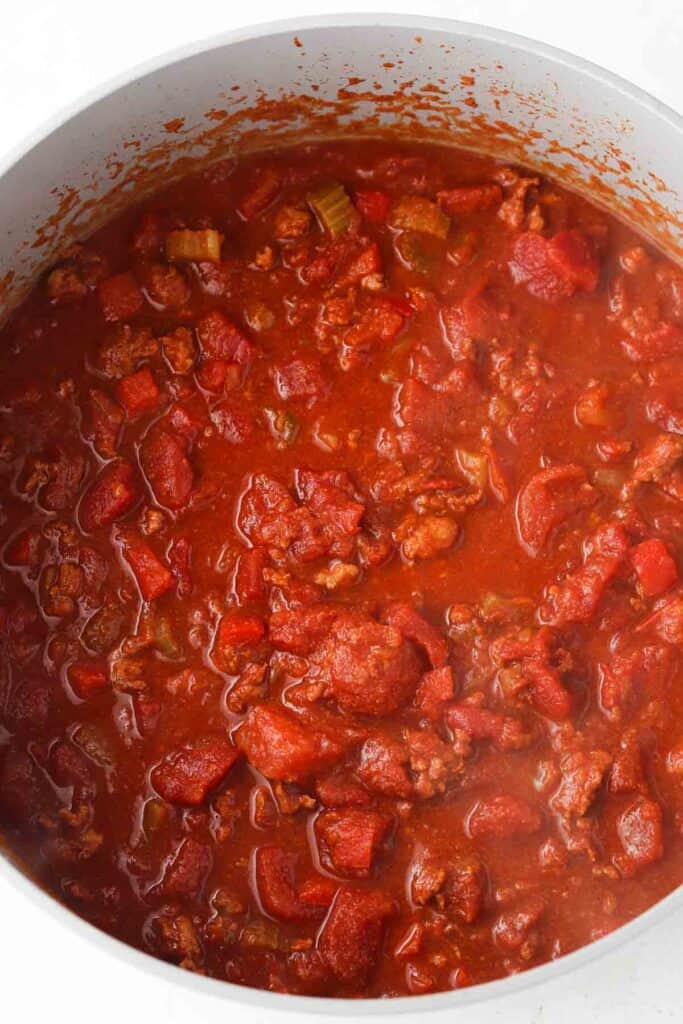 paleo chili in a pot