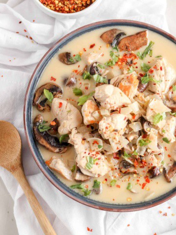 Thai Creamy Coconut Chicken Soup2