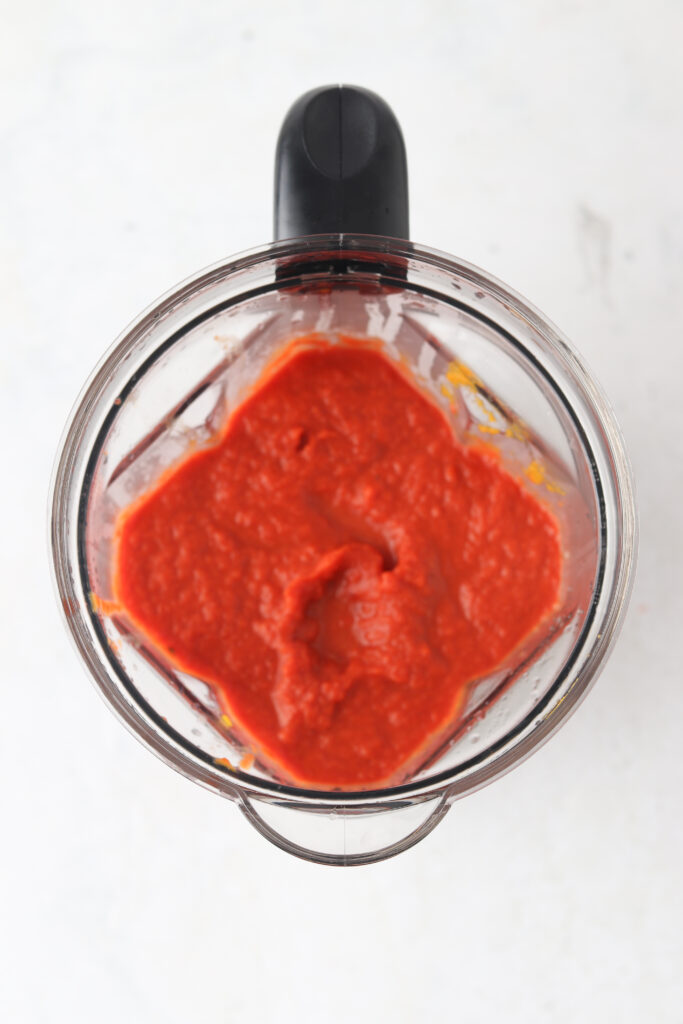 nightshade free sauce in a blender