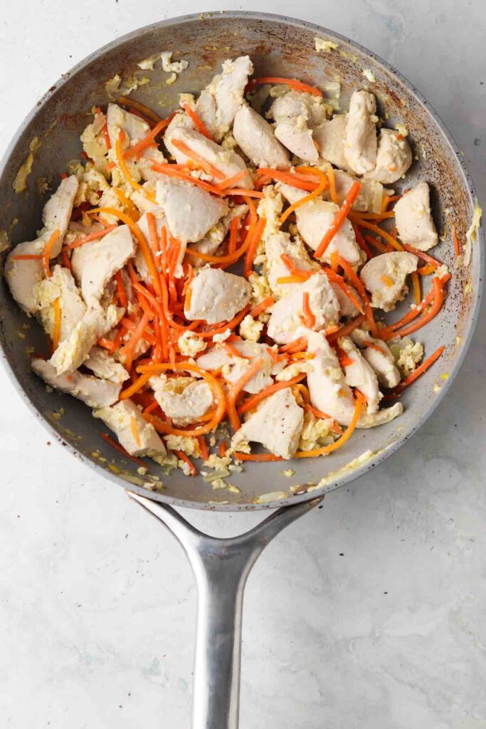 paleo chicken pad thai in a pan