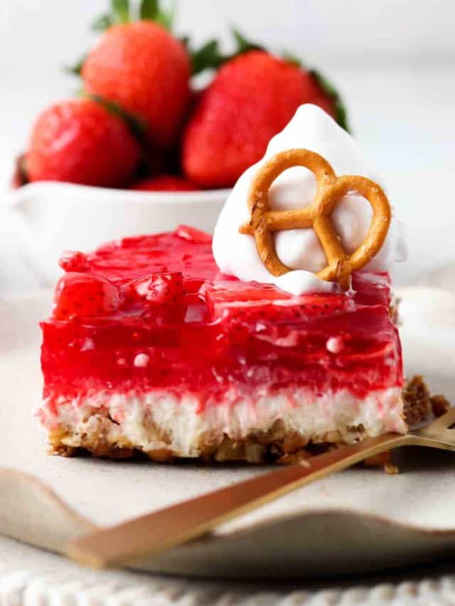 Easy Gluten Free Strawberry Pretzel Salad Allianna's Kitchen
