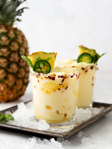 cropped pineapple margarita mocktail 1 1365x2048 1.jpg